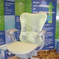 Herman Miller生產的座椅。具有易拆解、可回收特色。