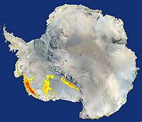 透過衛星捕捉南極冰山融化之畫面  圖片提供：ＮＡＳＡ