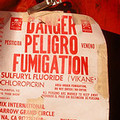 硫醯氟燻蒸劑的警告字樣；圖片來源：Landruc