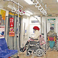殘障人士也能享受高品質的大台北捷運系統的服務；攝影：洪如江 