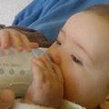 抽檢15種品牌嬰兒奶粉，結果全數含有過氯酸鹽(perchlorate)污染；圖片來源：未知