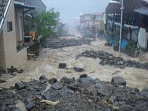莫拉克颱風期間納瑪夏鄉土石流況狀。圖片提供：晁瑞光
