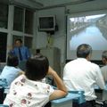 張錫塒到內湖社區大學分享河川守護經驗。林松億攝
