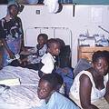 肯尼亞Kilifi 區醫院的瘧疾患者。(圖片來源：Andy Crump courtesy WHO)
