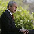 美國總統布希16日在白宮發表演說（攝影：Noah Robinowitz；照片來源：美國白宮）