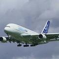 空中巴士A380由倫敦Heathrow機場起飛。圖片來源：FreeFoto.com