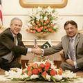 布希總統訪巴基斯坦