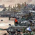 以色列軍隊坦克聚集而要開進黎巴嫩© APGraphics Bank 