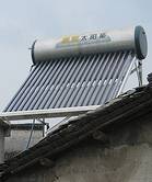 中國西遞的可再生太陽能設備。圖片來源﹕中外對話，husar攝。