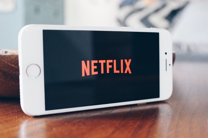 36公克還是1.6公斤？ 國際氣候智庫解析Netflix的追劇碳足跡