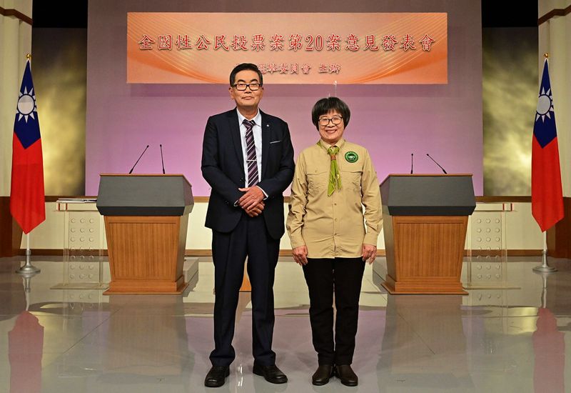 劉月梅盼替下一代守護藻礁 謝志誠提「當高鐵遇上水雉」共存願景