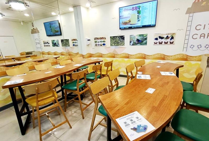 守護生物多樣性從棲地出發 7-ELEVEN墾丁首創「紫斑蝶友善門市」（涉己新聞）