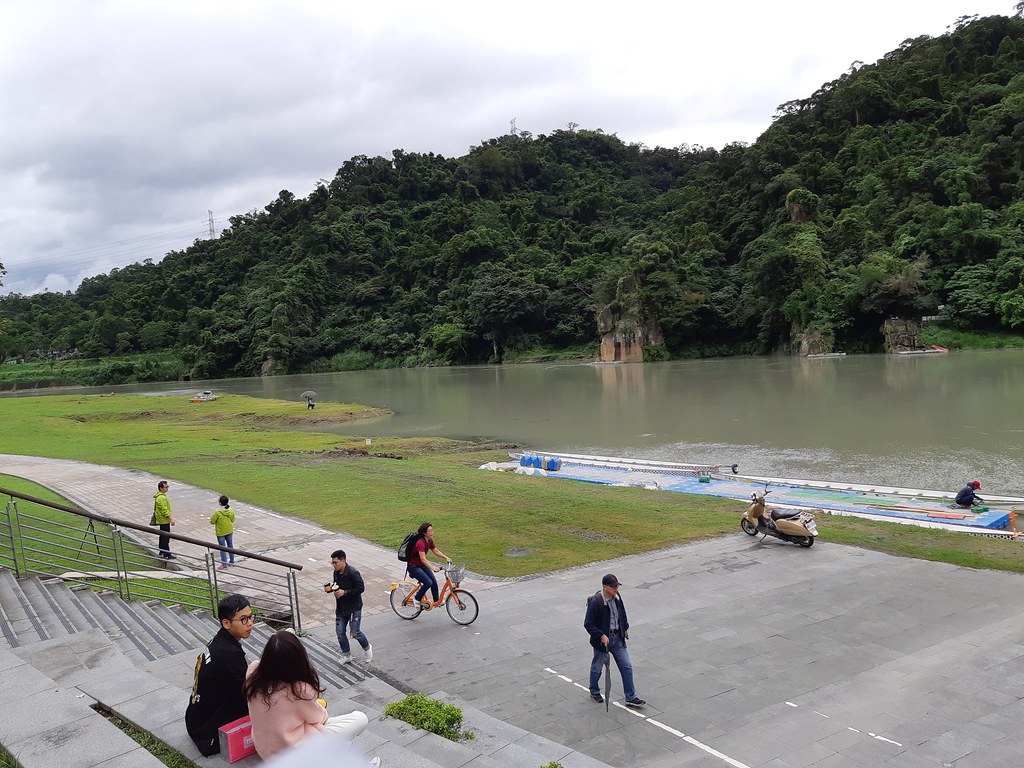 徐嬋娟：錢可以這樣花嗎？ 碧潭1.85公里的腳踏車道，造價1.1億- 環境