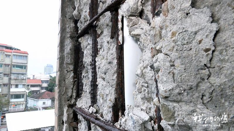 裸露的鋼筋,重建海砂屋的難題:從天母案例說起