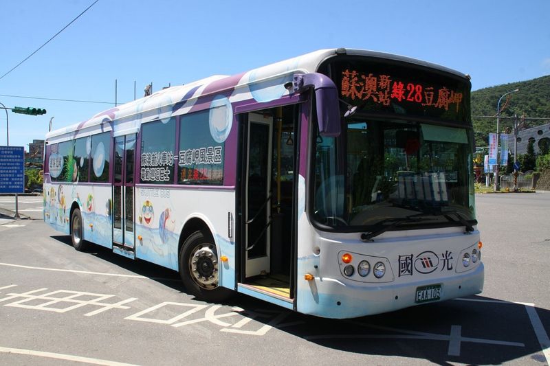 到底減多少碳?別低估電動公車的環保效益
