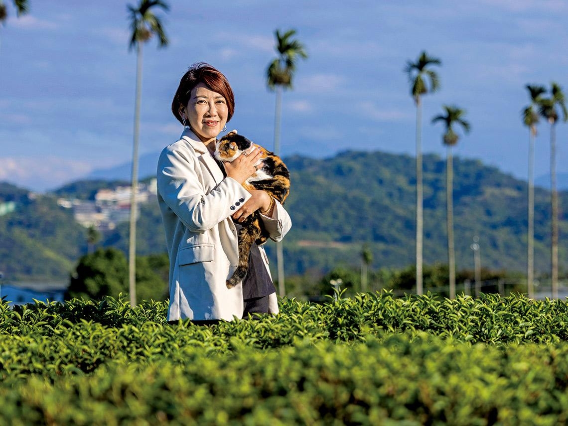 陳羽鉉長期投入茶產業與循環材料研發，近年以茶葉貓砂推動農業廢棄物再利用。 圖片來源：陳羽鉉 提供