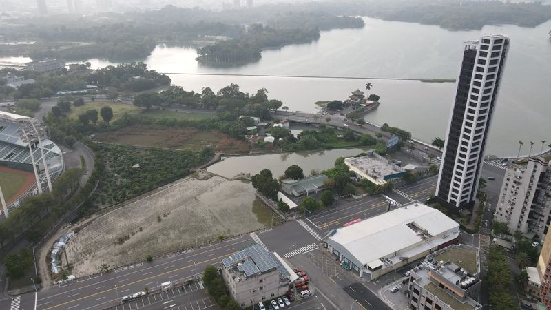 拒當淹水災民 小貝湖守護聯盟至高雄議會陳情反開發