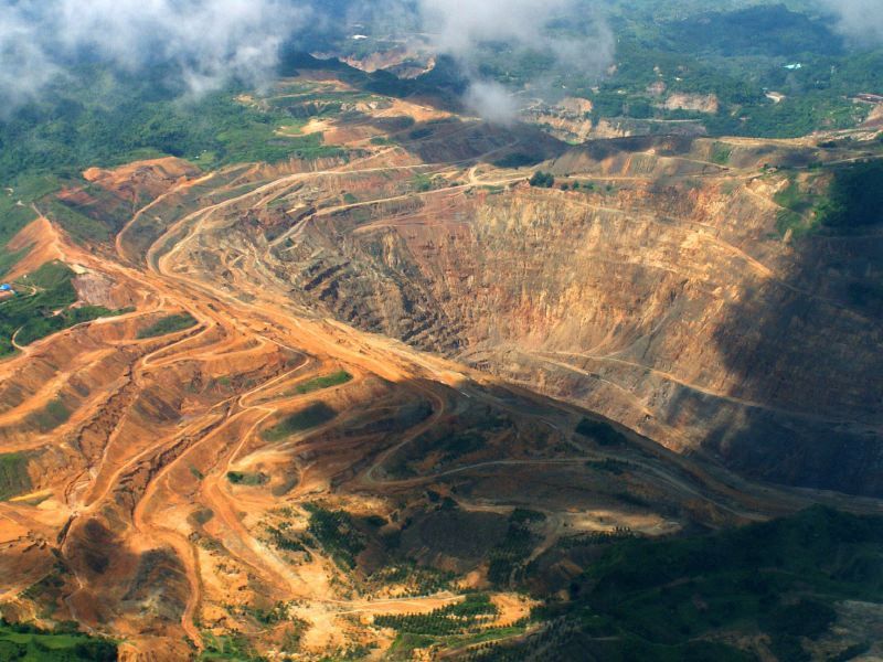菲國擬禁露天採礦 環境部長遭礦商控不適任