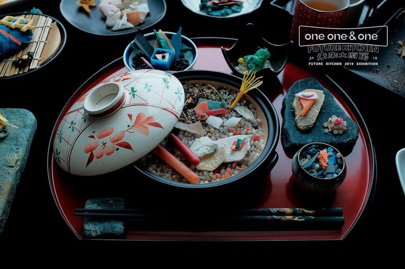 花蓮限定 咬不爛的豪華佳餚「未來大廚房」塑膠上桌