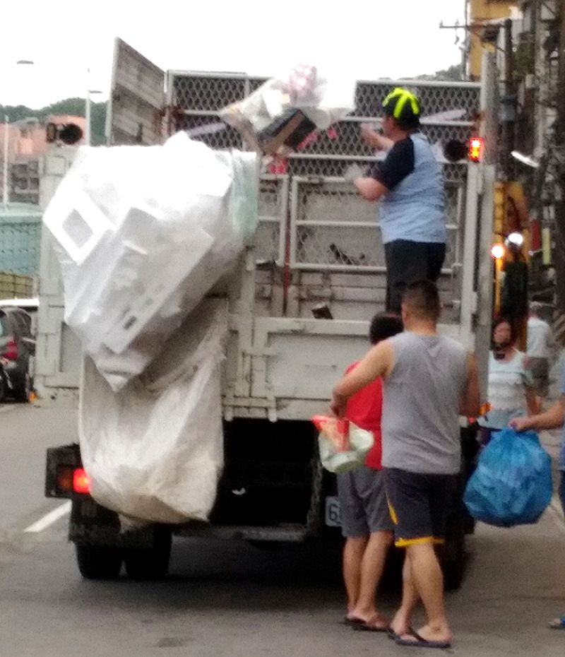 謝和霖／建立分色回收模式 讓民眾與清潔隊一起做好分類回收