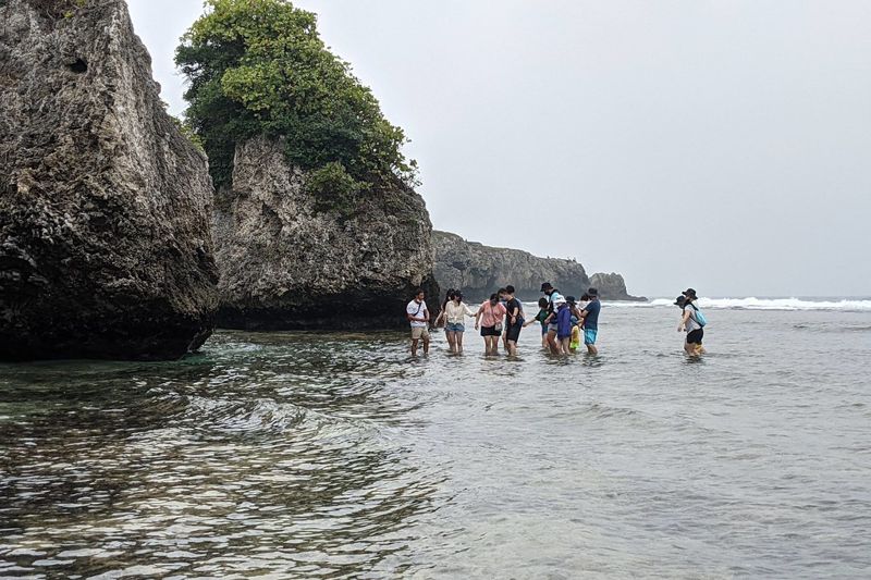 拚觀光也顧生態 小琉球三潮間帶7月起每人收60元海洋保育費