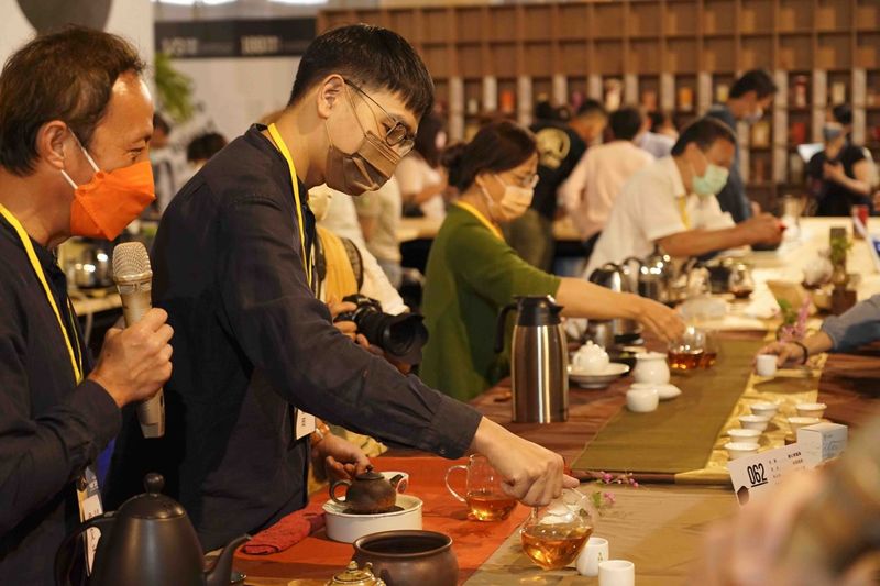 2022南投茶博號召百位有機茶農 現泡好茶邀民眾品茗