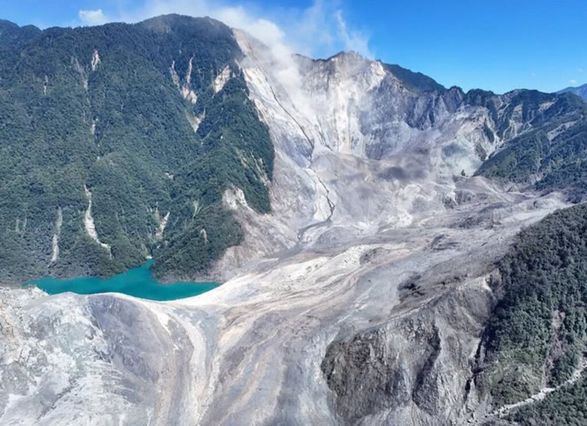 馬太鞍溪堰塞湖水量減 農業部評估開溪床便道上溯11公里挖壩