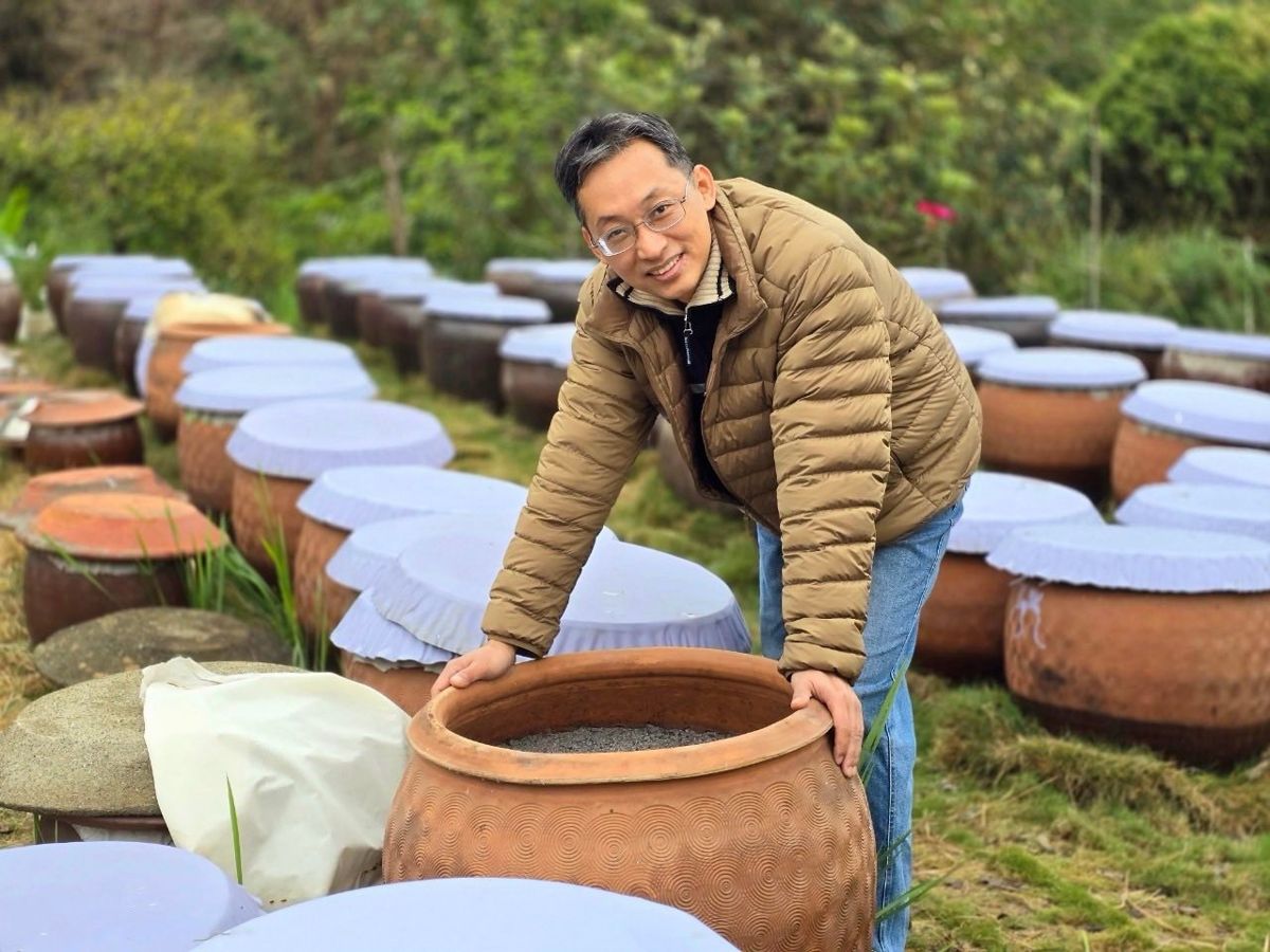 科技人返鄉 用「慢」與「細」釀一缸台灣風土醬油