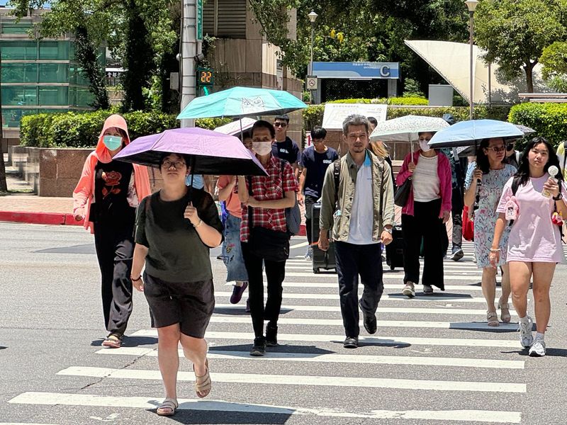 氣象署預計11月提草案 「高溫」、「熱帶低壓」納災害天氣