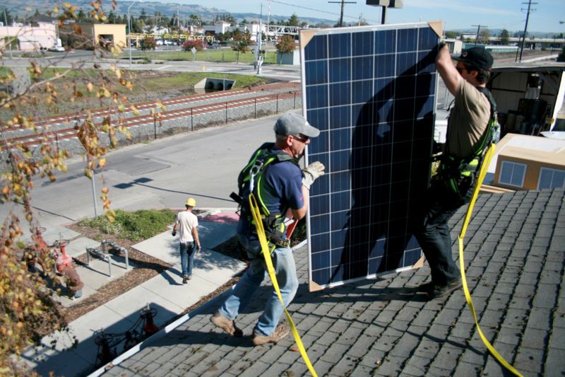 風力帶頭衝 再生能源再稱霸美國新發電容量