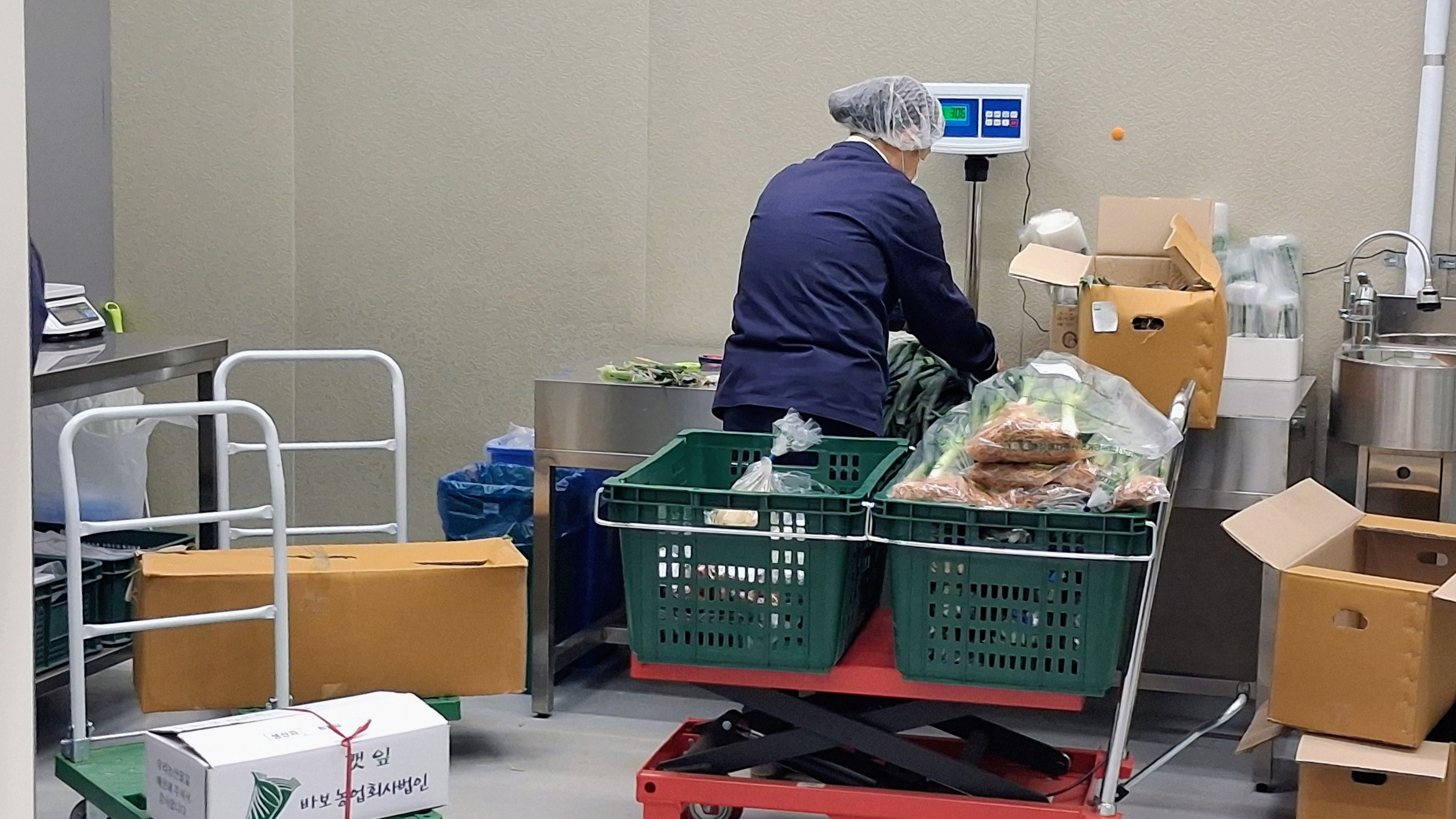 韓國金堤地平線綜合食物支援中心是金堤市推動地方食物的重要平台，其興建與營運經費均由金堤市政府編列預算支應。圖片：大享食育協會提供