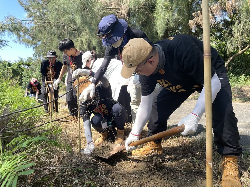 鹽田、蚵學家、水鳥家園 志工嘉義布袋守護濕地奇蹟