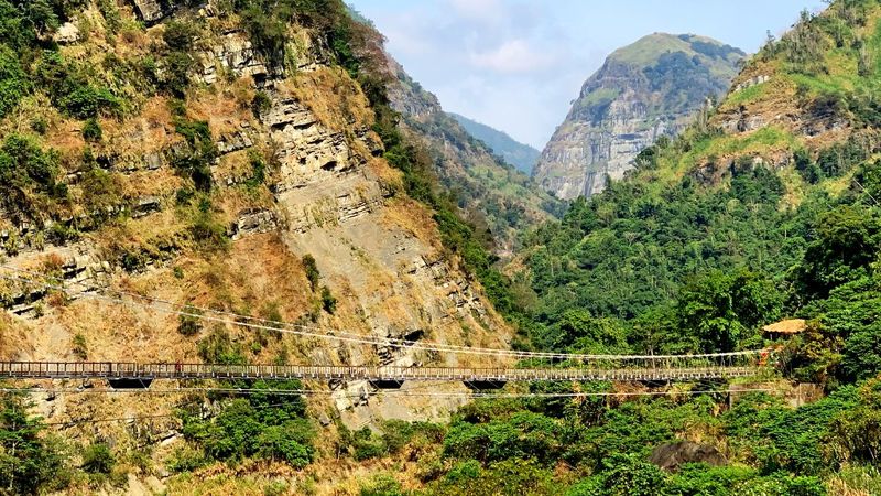 台灣高山的靈魂在原民文化 「脊梁山脈旅遊年」七條主路線 成就全球無敵美景