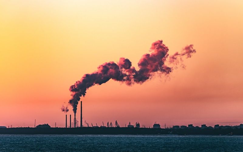 IEA：2020年全球碳排變化因疫情降6%，今已強勢回彈