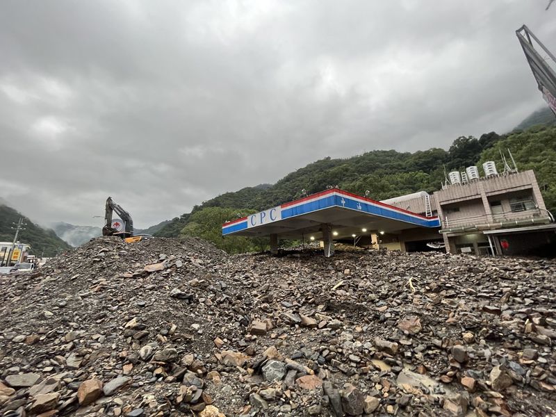 卡努挾西南氣流重創南投仁愛 雨量破莫拉克紀錄多地成孤島