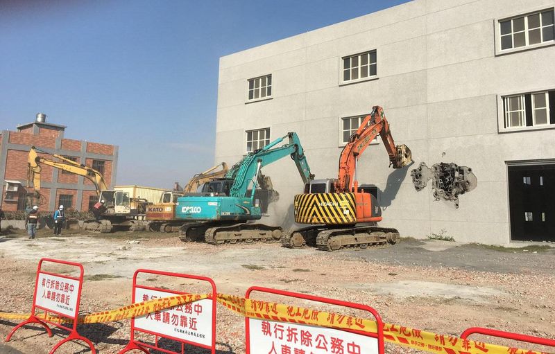 終於！彰化農地工廠今開拆 第一件就是鹿港電器