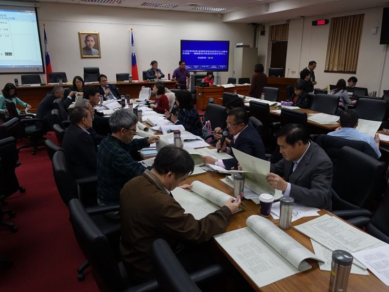 礦業法修法多「保留」 臨時會續審否？待政黨協商再說