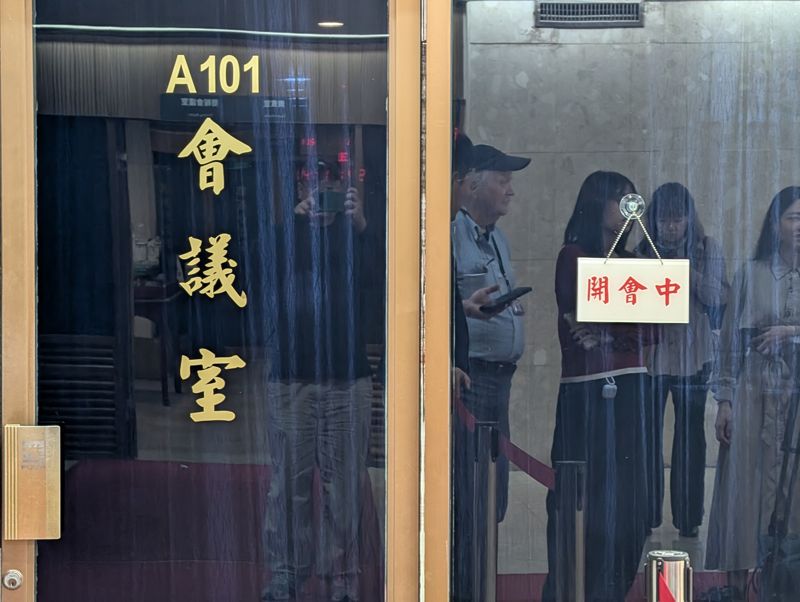 電價上半年凍漲 台電虧3500億仍有底氣 氣候團體批釋放錯誤政策訊號