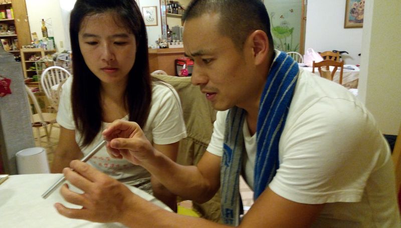 為下一代打磨無塑吸管：專訪QC館創辦人夫婦
