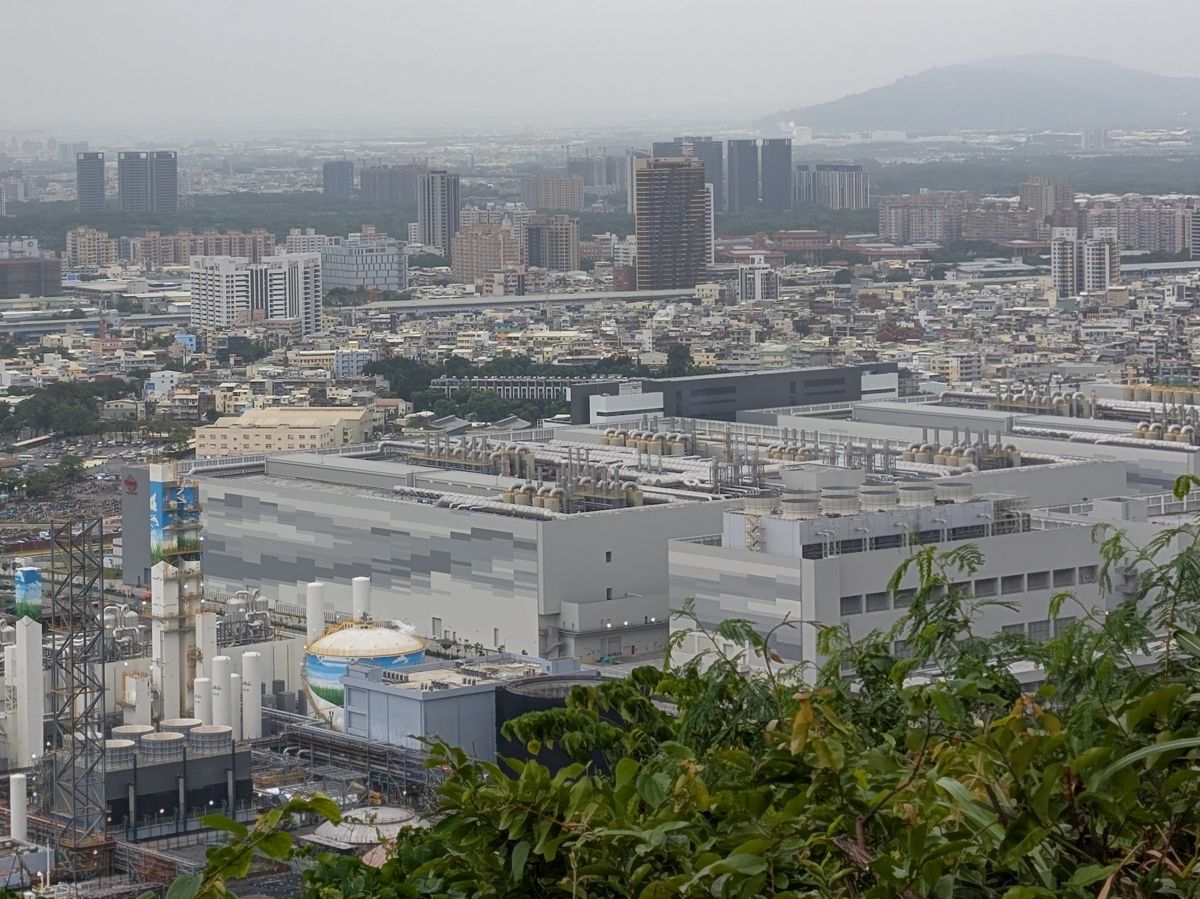 楠梓5座2奈米廠年用電與高雄民生用電相當 環團籲：台積電綠電自己扛