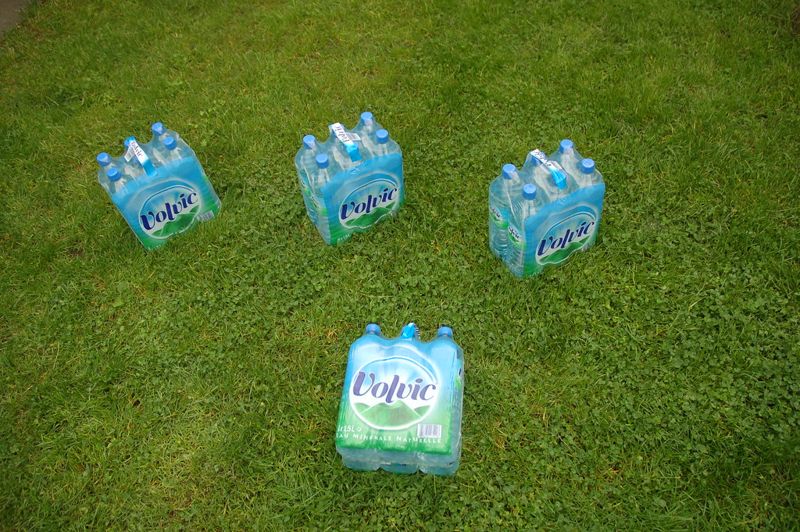法國礦泉水故鄉陷乾涸危機 富維克、雀巢大廠遭控「搶水」