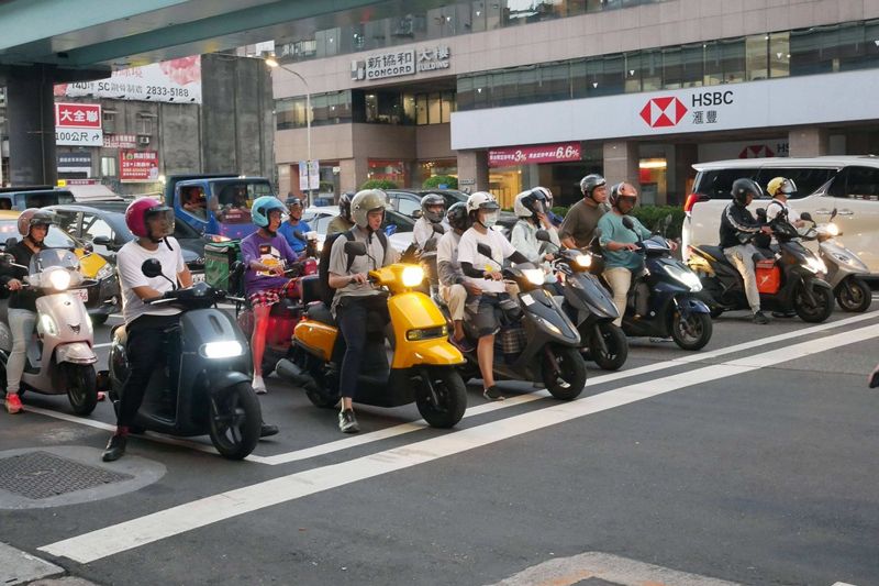 「購車現實」卡在哪？ SMAT：今年電動機車市售比僅6.8% 民眾盼補助直達消費者