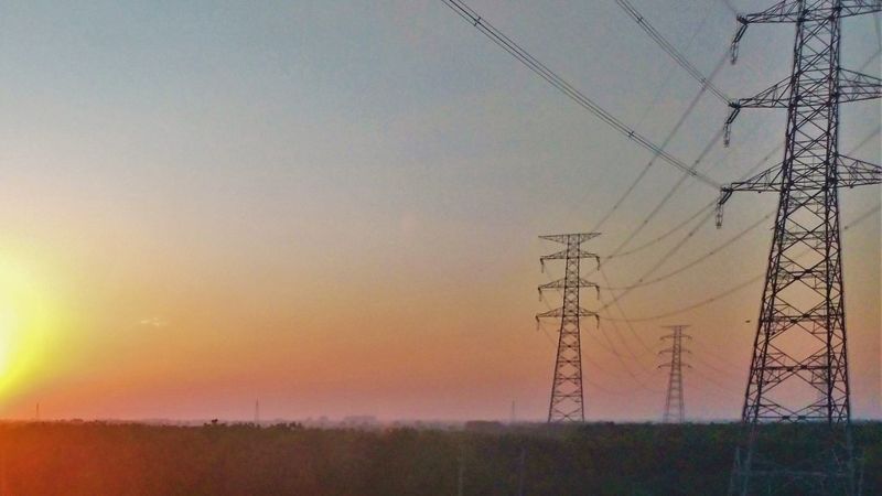 供電吃緊卻綠燈恆亮？ 看懂台電預估、實際備轉容量差異