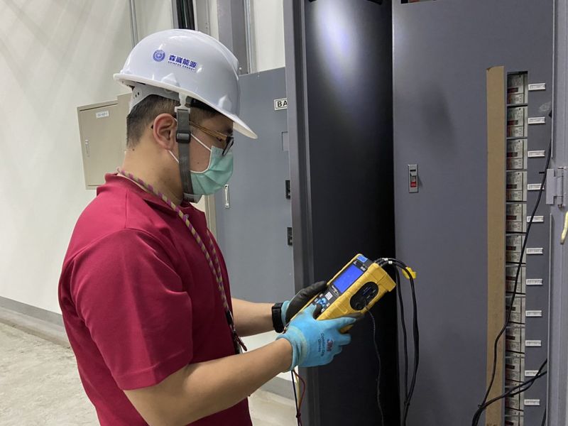 景氣暢旺 微解封首日用電再創新高 節能顧問：找出工廠吃電怪獸靠3招