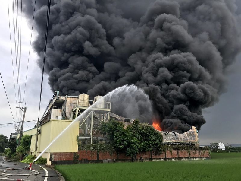 農地違章工廠又火起 環團：「低污」仍有災害風險 籲農工分離