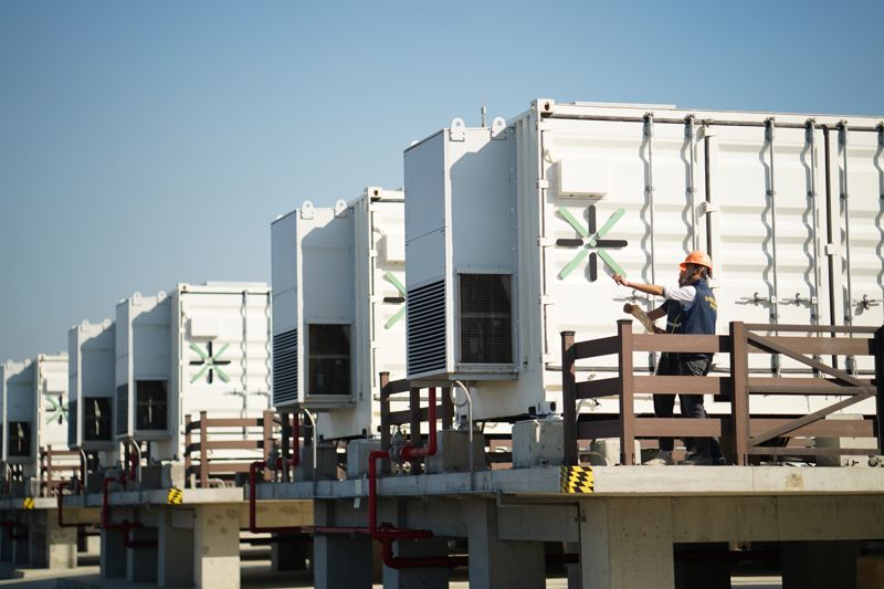 《能管法》修法要求用電大戶設儲能 經部:以5MW為討論基礎、約700家業者