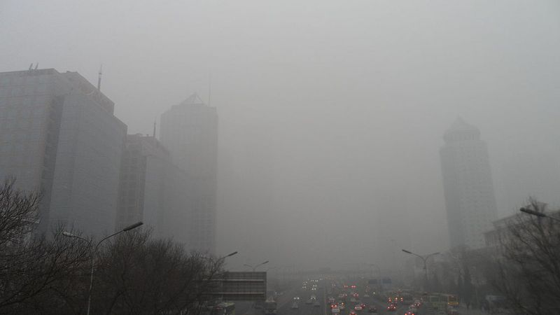 冬季霧霾散不去 研究：與北極融冰有關