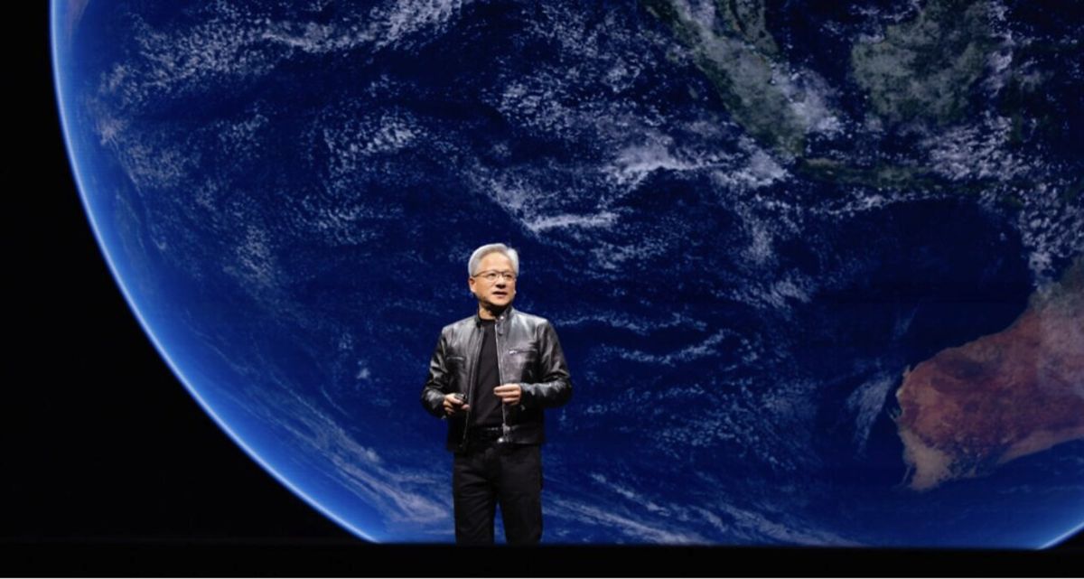 黃仁勳的AI新時代宣告：「地表最強AI晶片」運算更快、耗電更少