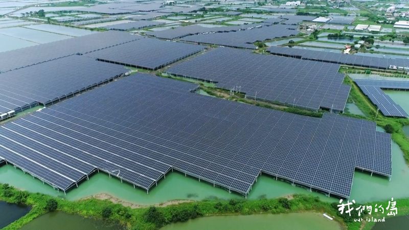 綠能設施出問題 從停擺的光電案場到起火風機,後續維護誰來管?