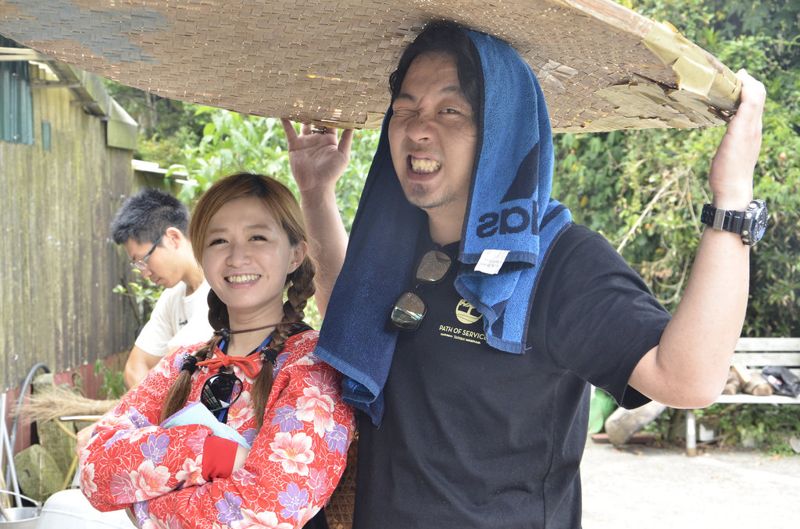 藍鵲大冠鷲來站台 台灣威富坪林工作假期飄茶香